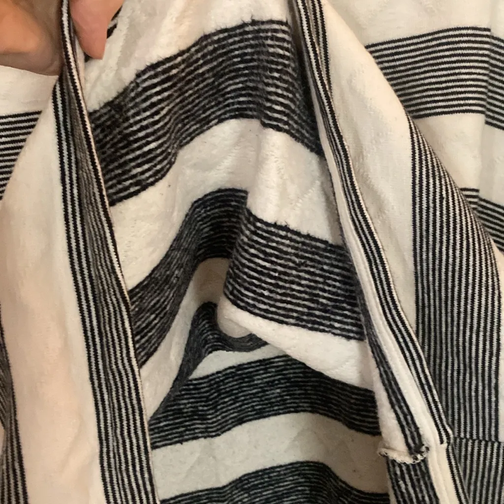 Anthropologie black and crème striped top - Image 5