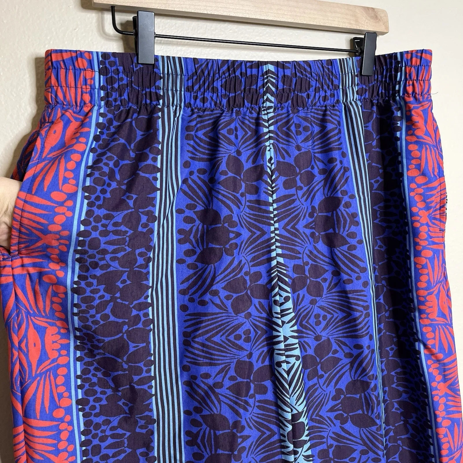 soft surroundings Pull On Pants Vacation Resort Tropical Relaxed Wide L Colorful - Image 2