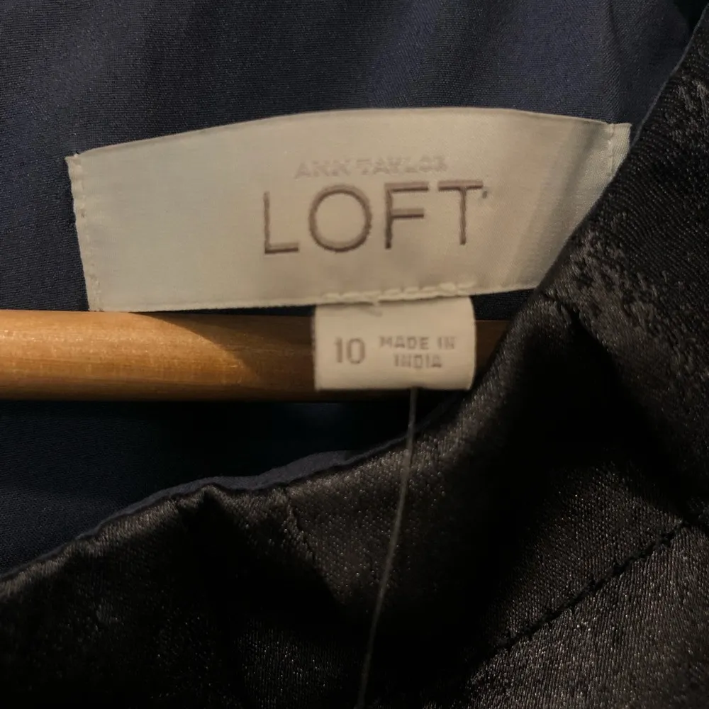 NWT Loft Dress - Image 4