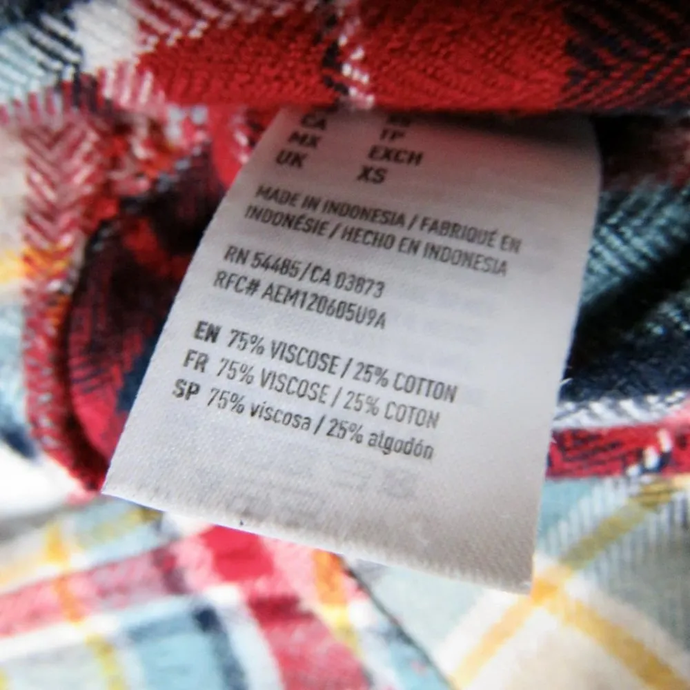 American Eagle Ahh-mazingly Soft Red Plaid Flannel Button Down Shirt XS - Image 4