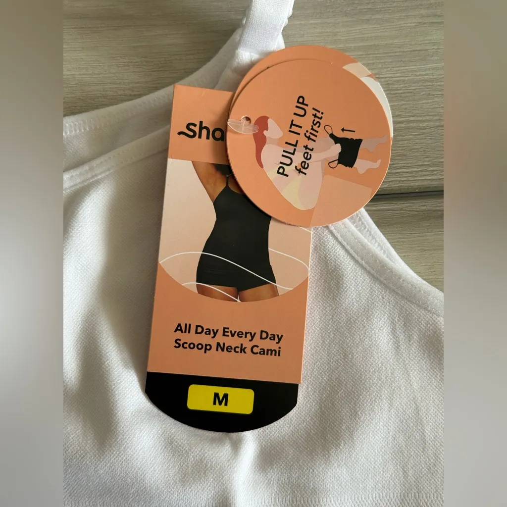 Shapermint Essentials All Day Every Day Scoop Neck Cami White Medium NWT IN PKG - Image 6