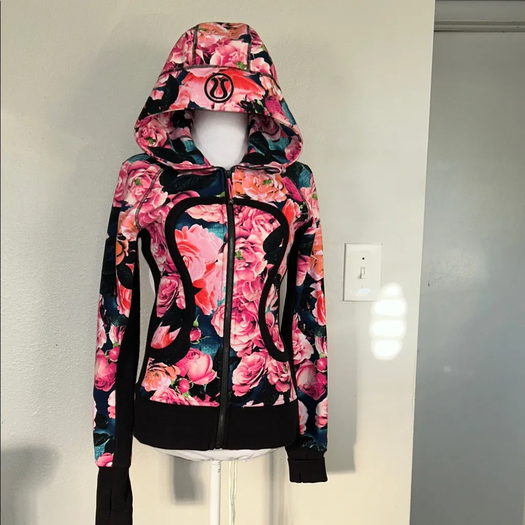 Lululemon Secret Garden Vintage Pink Floral Scuba Zip Hoodie Jacket Size 6 - Image 5