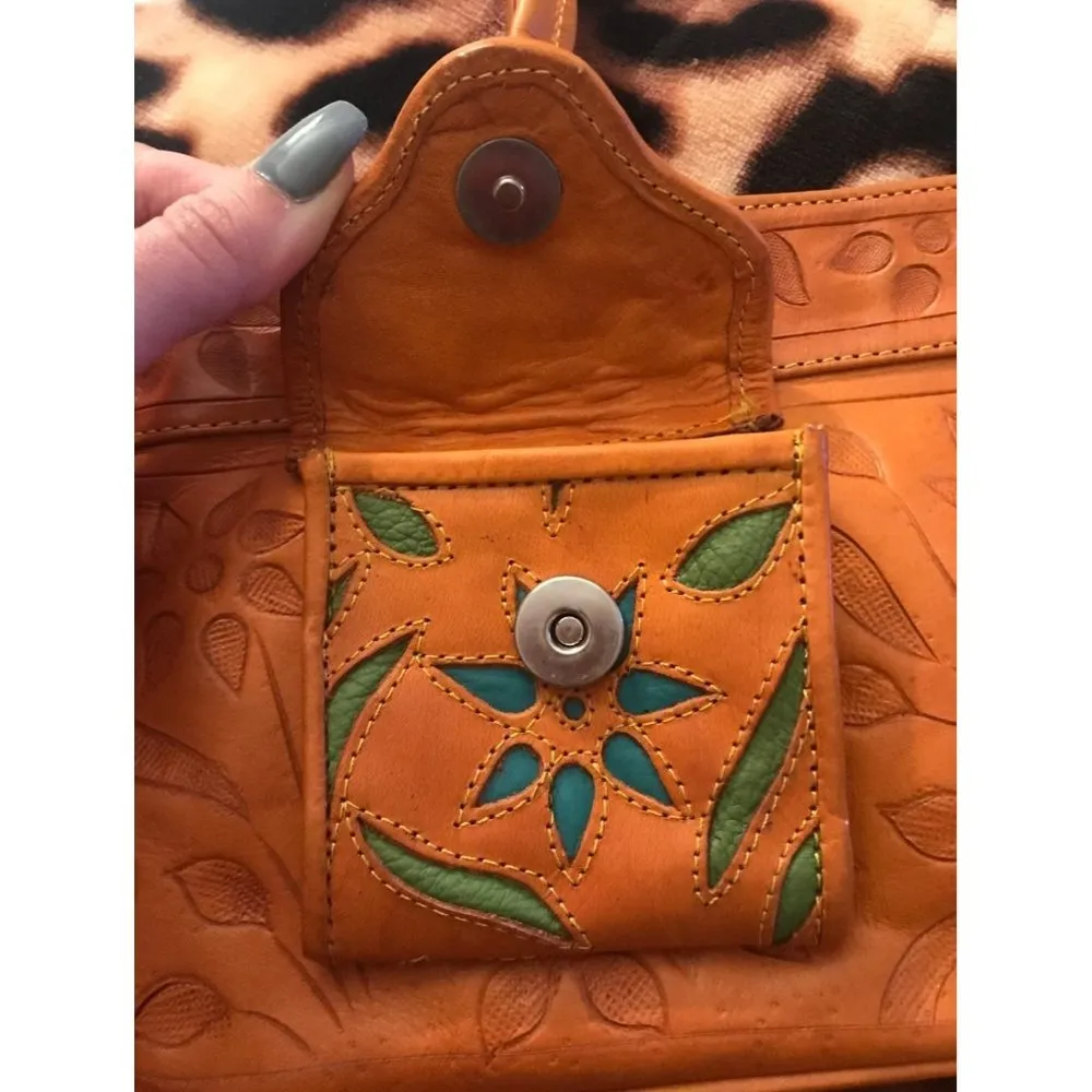 Brown Paraguay hand - Image 3