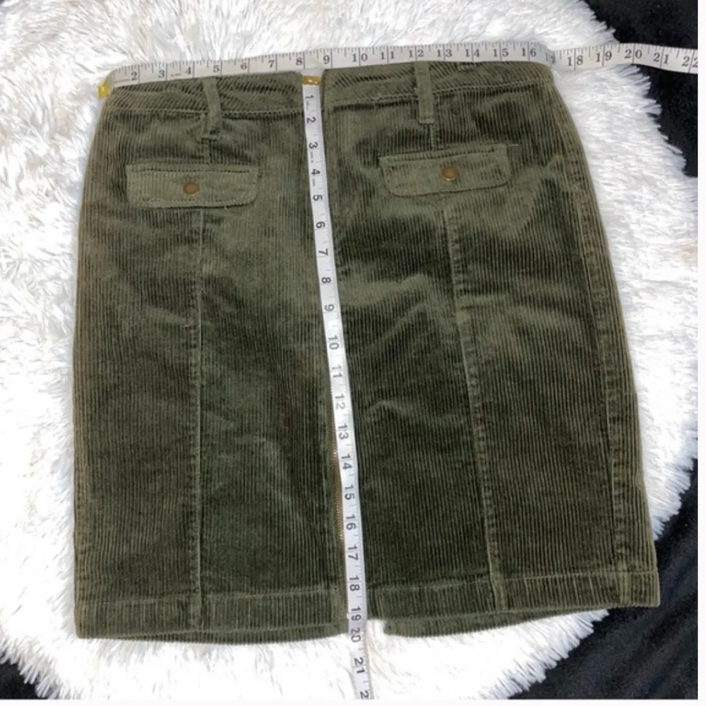 D.jean skirt women’s size 8 Olive green zipper up Corduroy mini skirt casual - Image 7