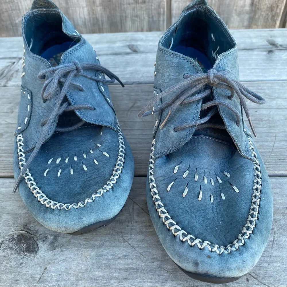 Hush Puppies  Blue Suede Leather Shoes Size 7 - Image 3