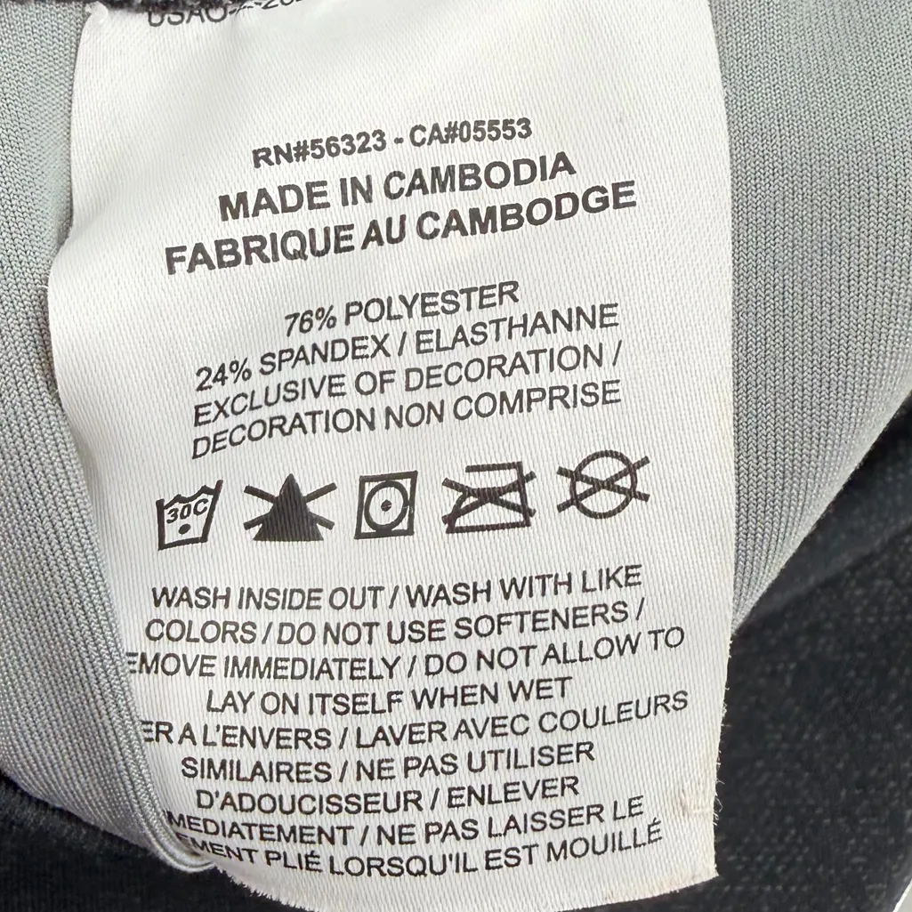 Nike black spandex shorts small - Image 4