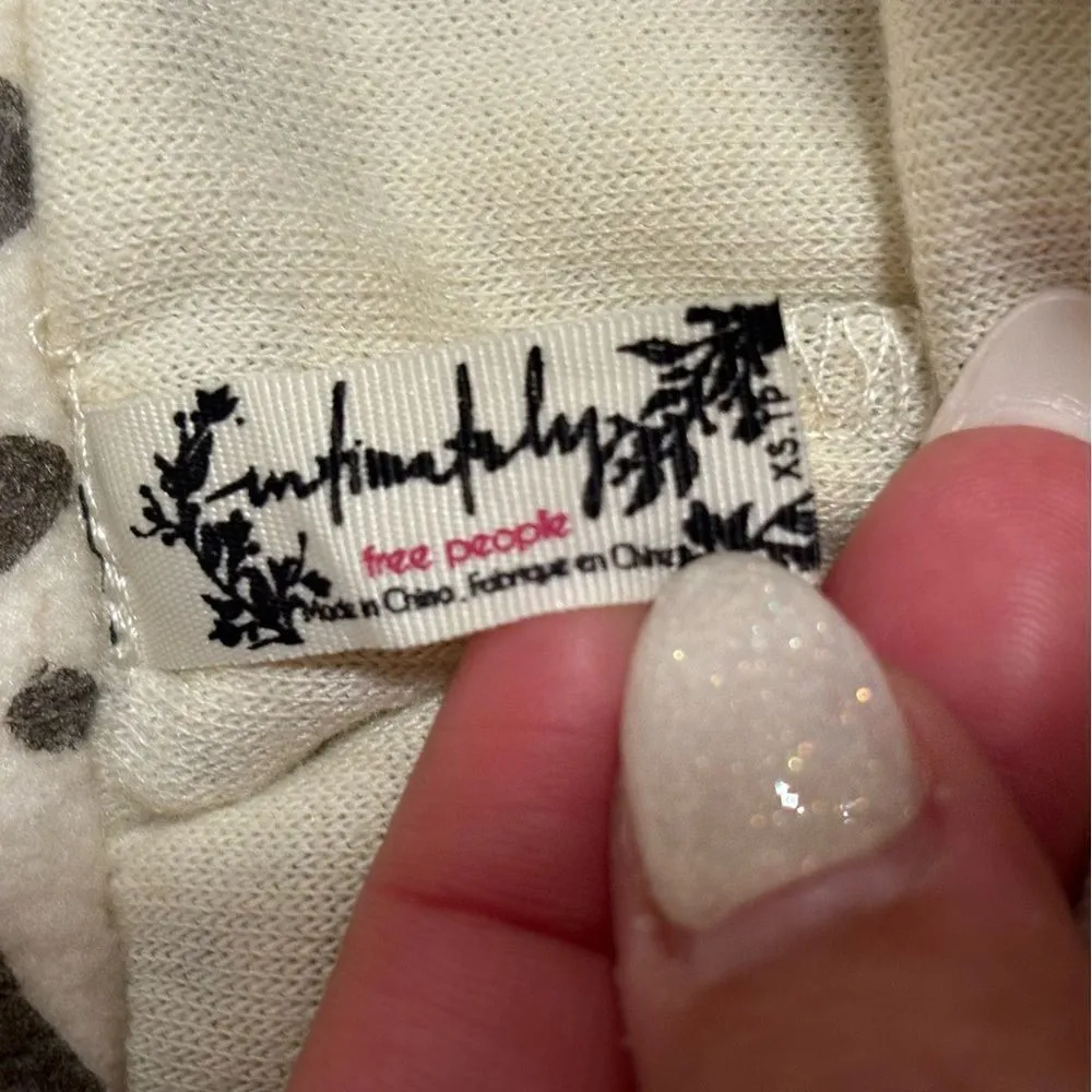 Free People Rain Check Leopard Short- Size XS - Image 9