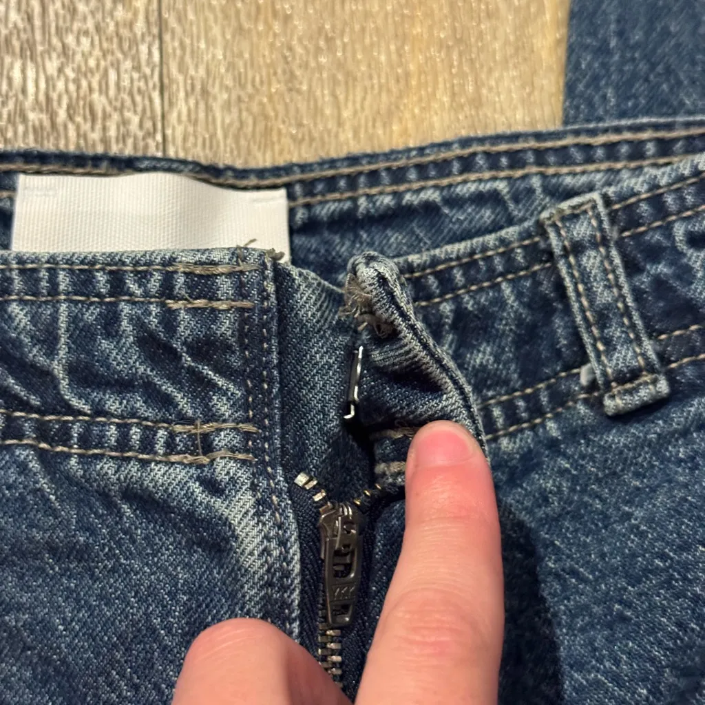 Habitual Mica Jeans Buckle Back Front Slit Pockets Size 2/26 - Image 3