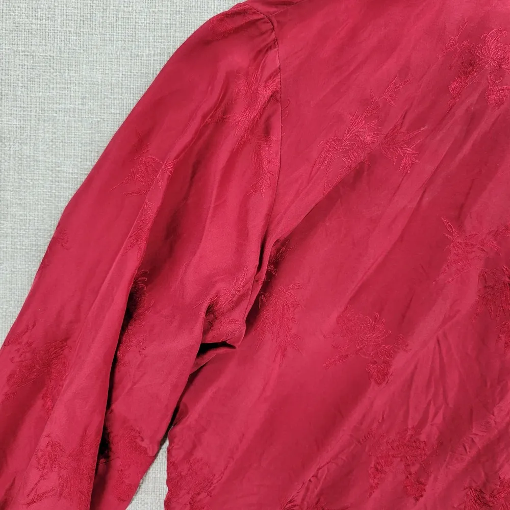 Vintage Royal Silk Womens Shirt 8 Red Button Down Embroidered Floral - Image 7