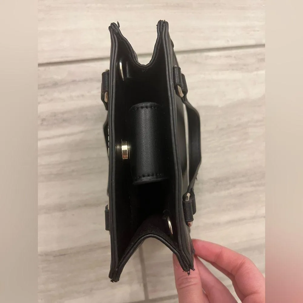 Mini guess bag NWOT - Image 5