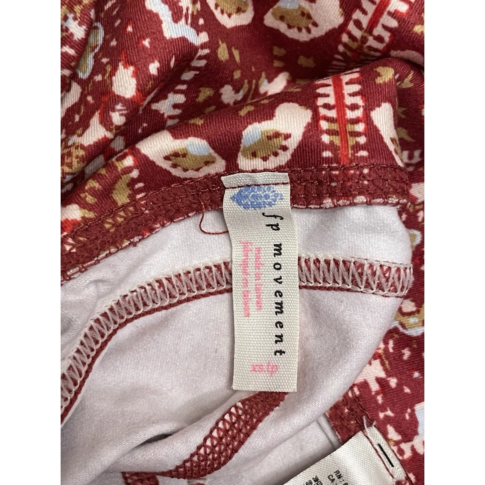 Free People Movement Printed Leggings Women XS You're‎ A Peach Ruched Red Boho - Image 6