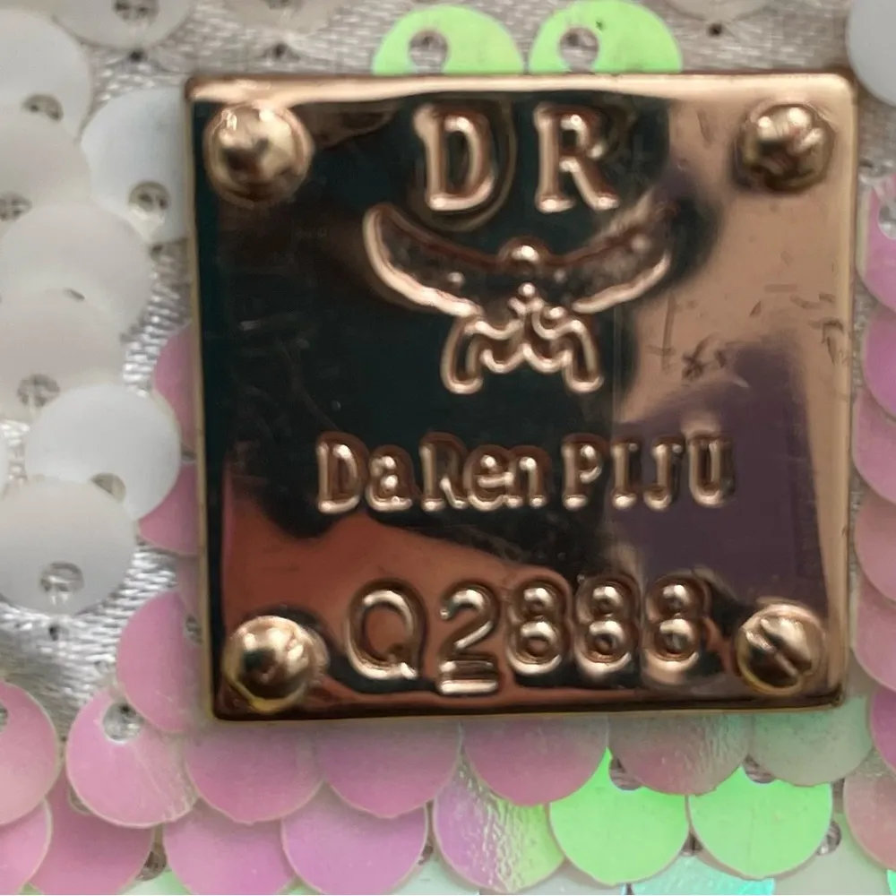 D&R Daren Piju sequins white and pink backpack party black back removable straps - Image 3