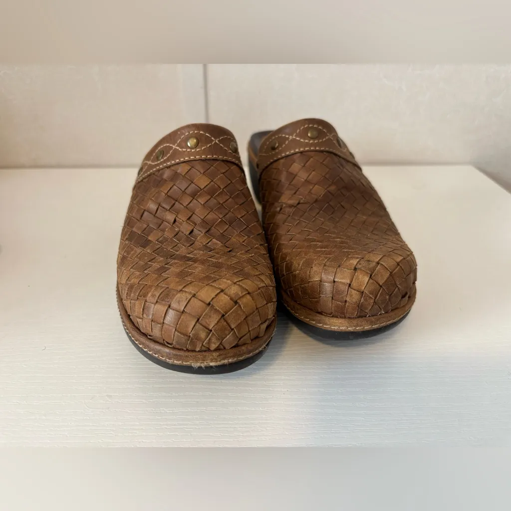 ECCO Brown Leather woven mule clogs size 7.5 - Image 2