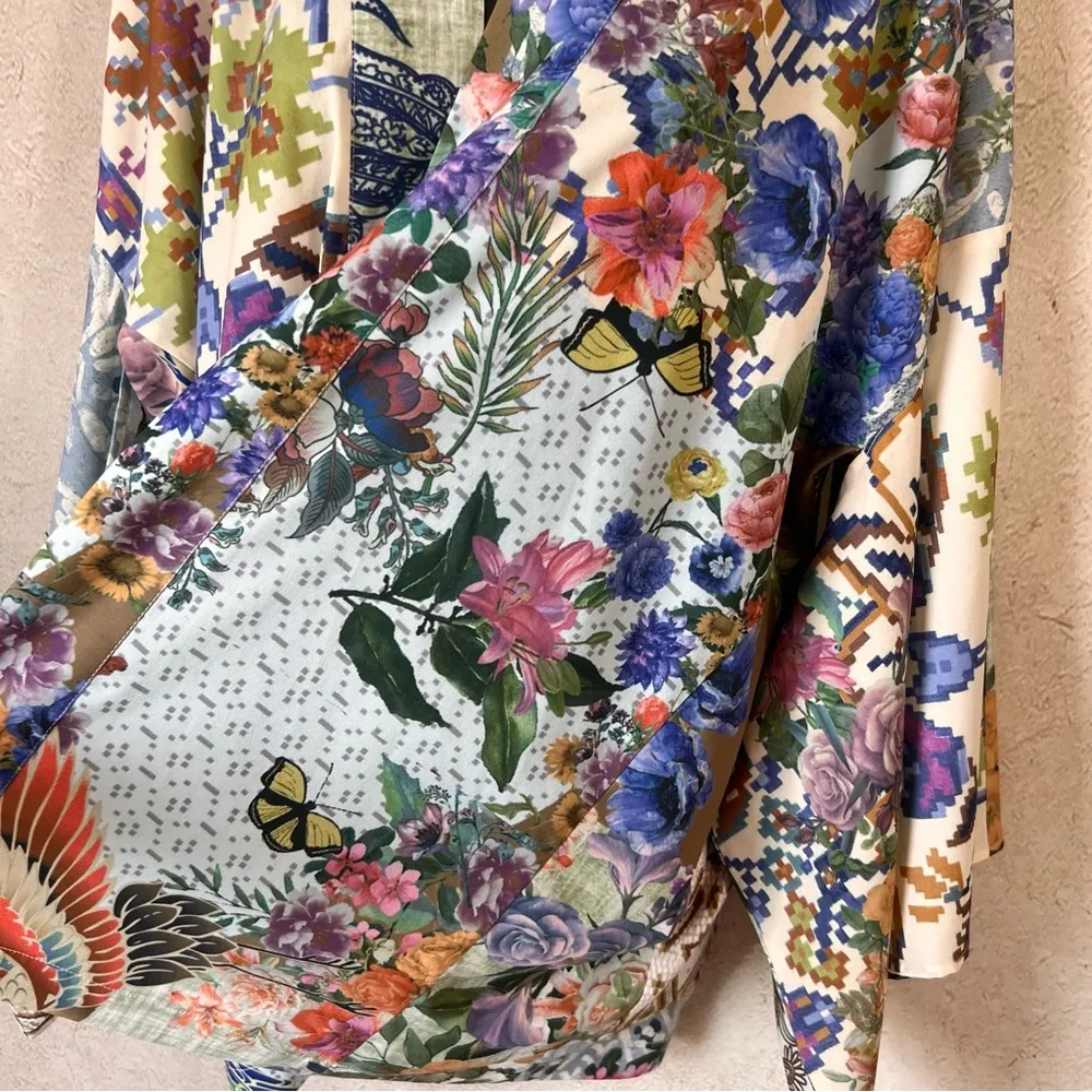World Market Butterfly Mixed Print Kimono White Size undefined - Image 7