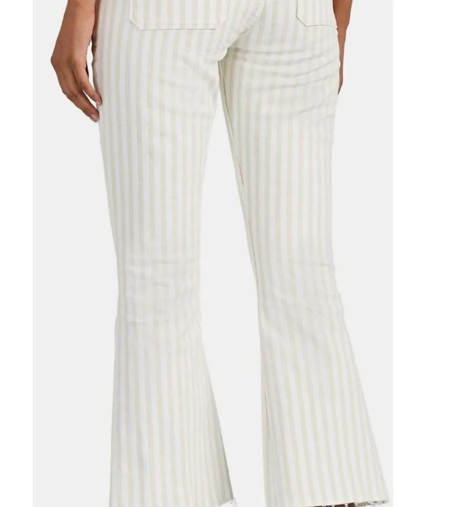 FRAME - Le Bardot Crop Flare Raw Edge in Courtyard‎ Size 28 cream/beige striped - Image 3