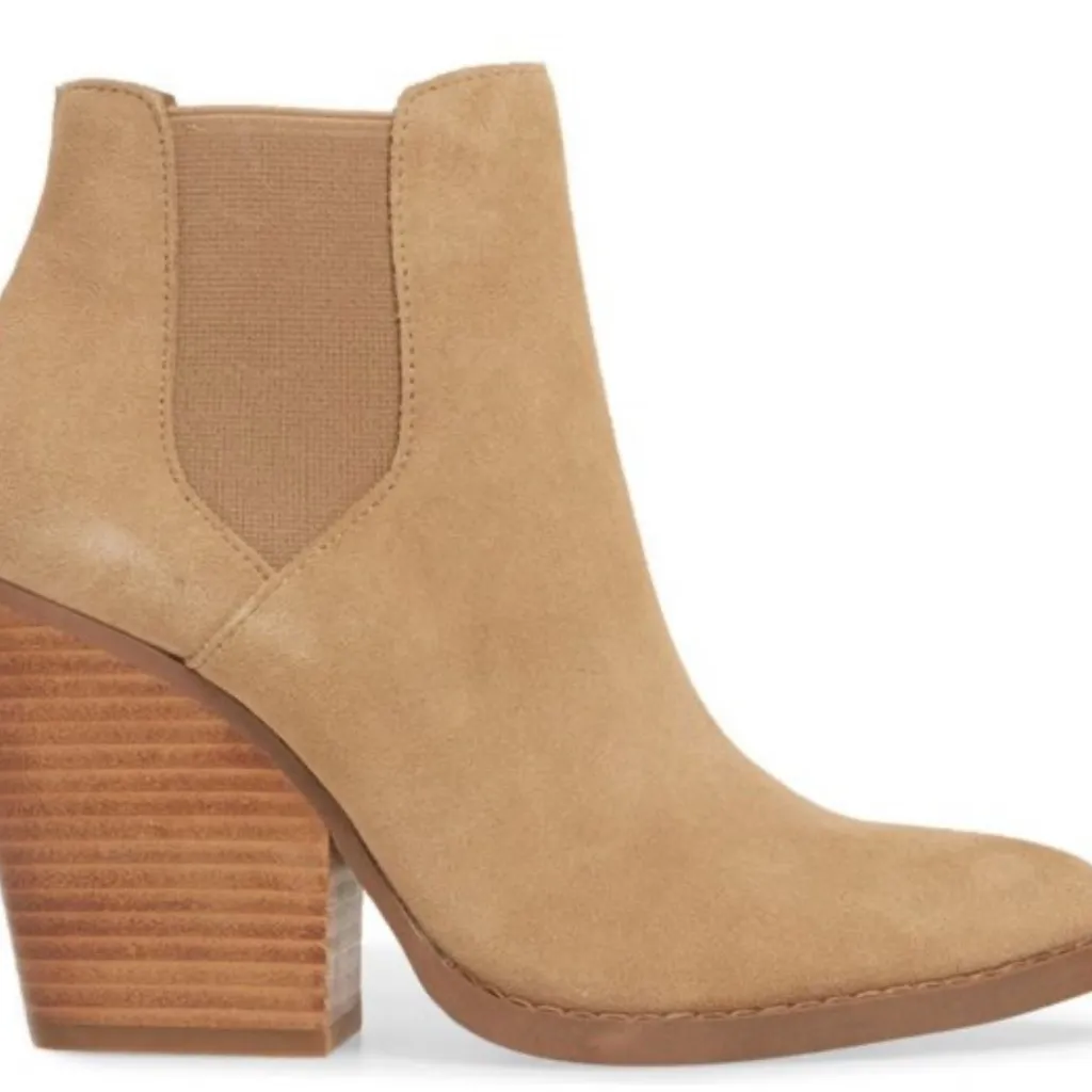 Tan Suede Knee-High Boots - Image 6