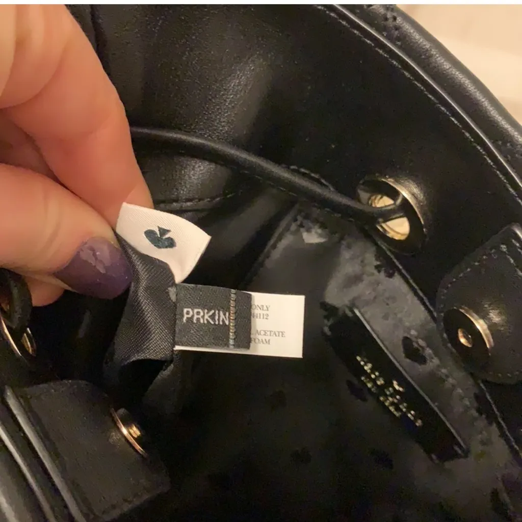 Kate spade Natalia small quilted black leather bucket bag crossbody - Image 10