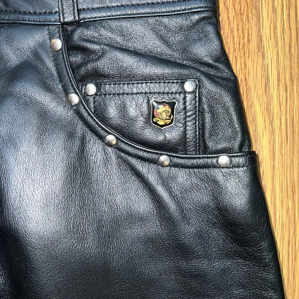 Super Cool Harley Davidson Studded Leather Motorcycle Pants! Black Size 8 - Image 6