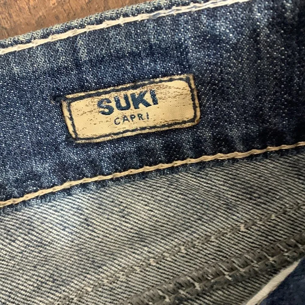 Silver Jeans Suki Capri Thick Stitched Jeans - Image 6