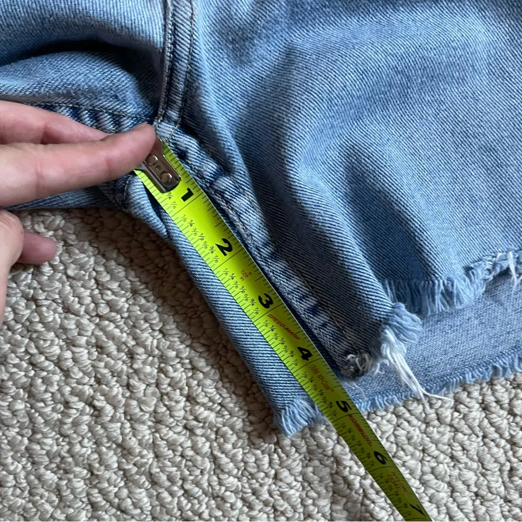 Paul Harris Y2K Vintage Style Denim High Rise Mom Shorts Light Wash Raw Hem 4 Blue - Image 7