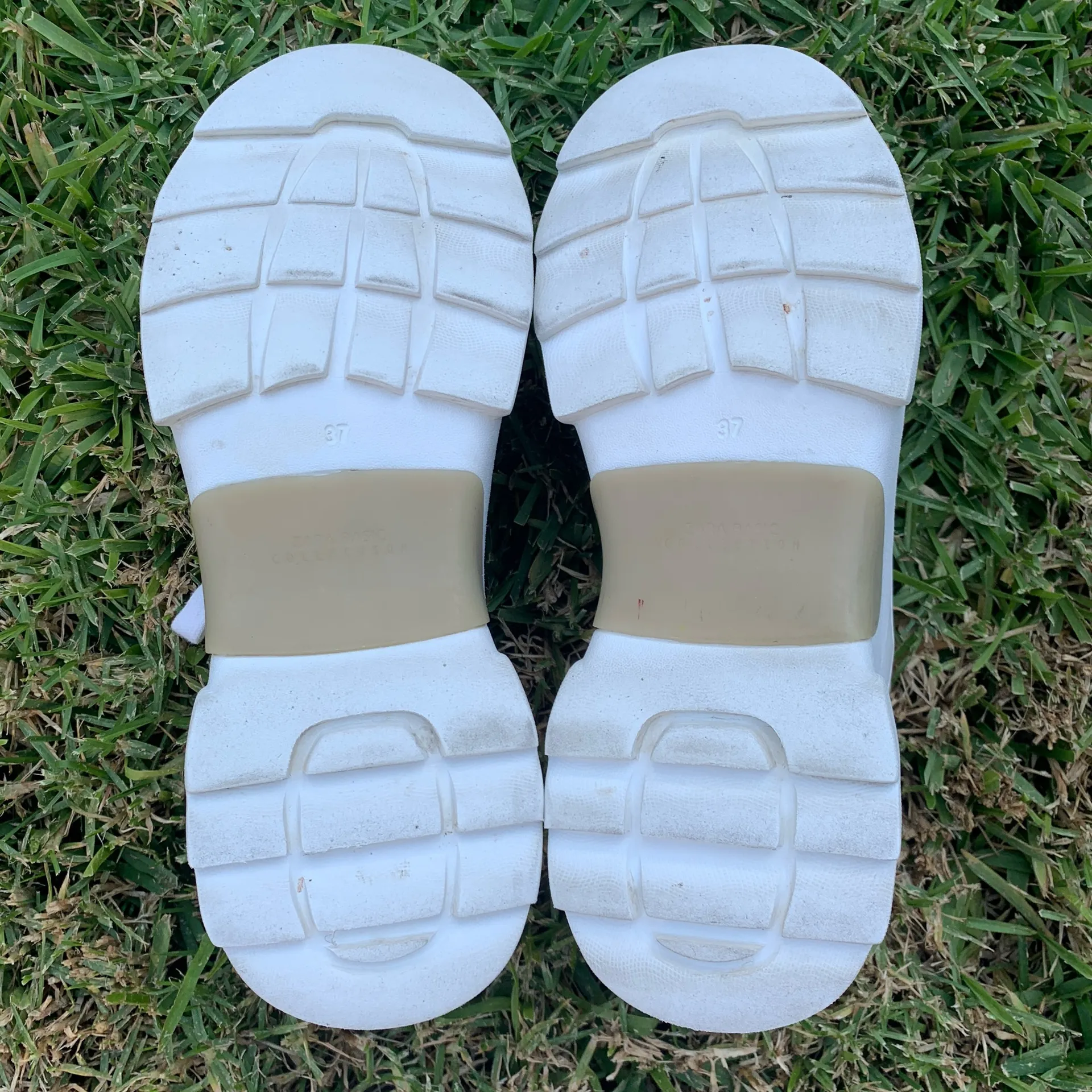 Chunky Sneakers with Animal Print - Image 9