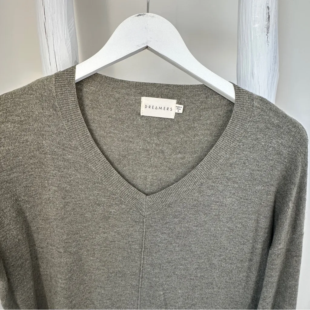 Dreamers Women’s Olive Knit Lightweight Sweater Size Small - Image 6