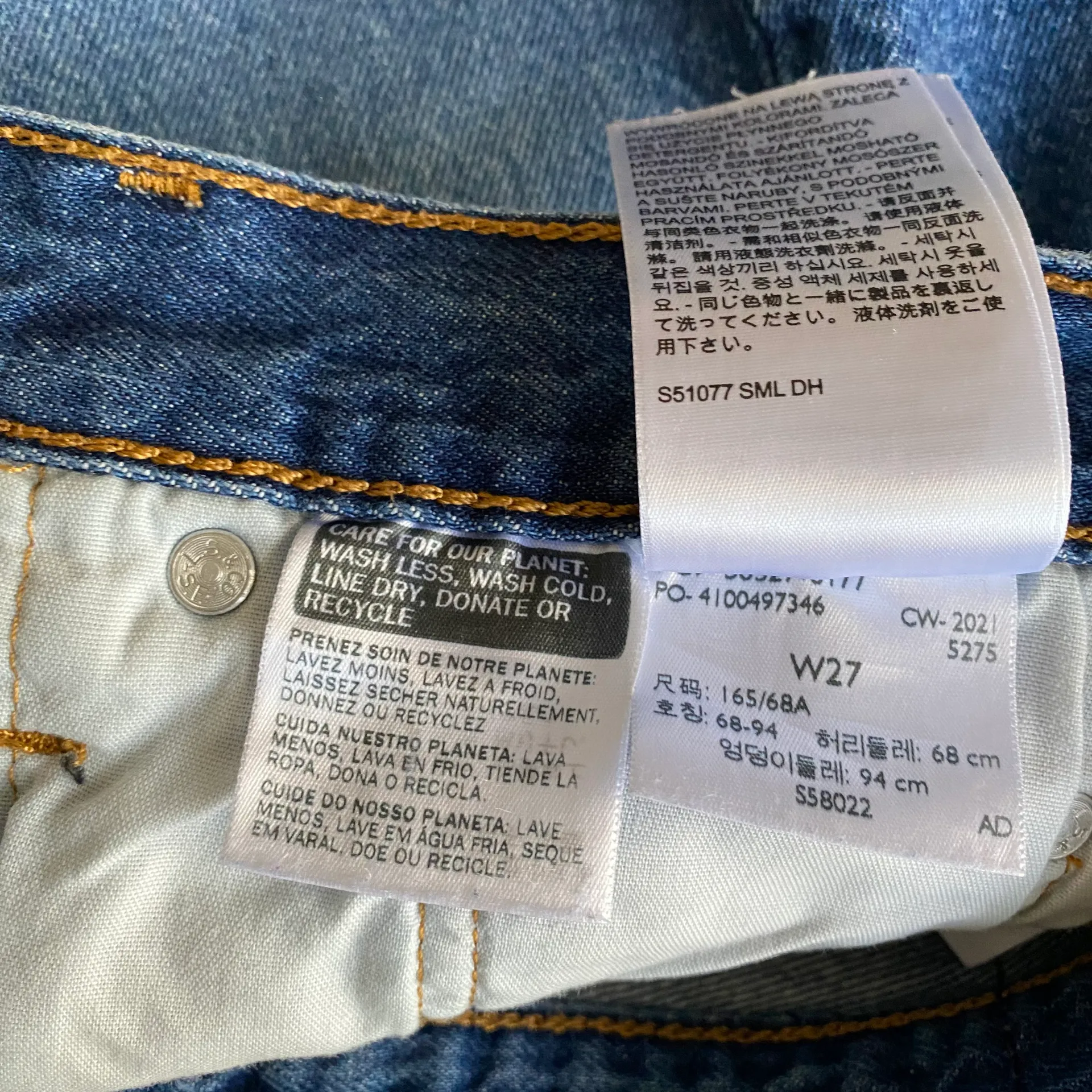 Levi’s 501 High Rise Button-fly Distressed Shorts - Image 3