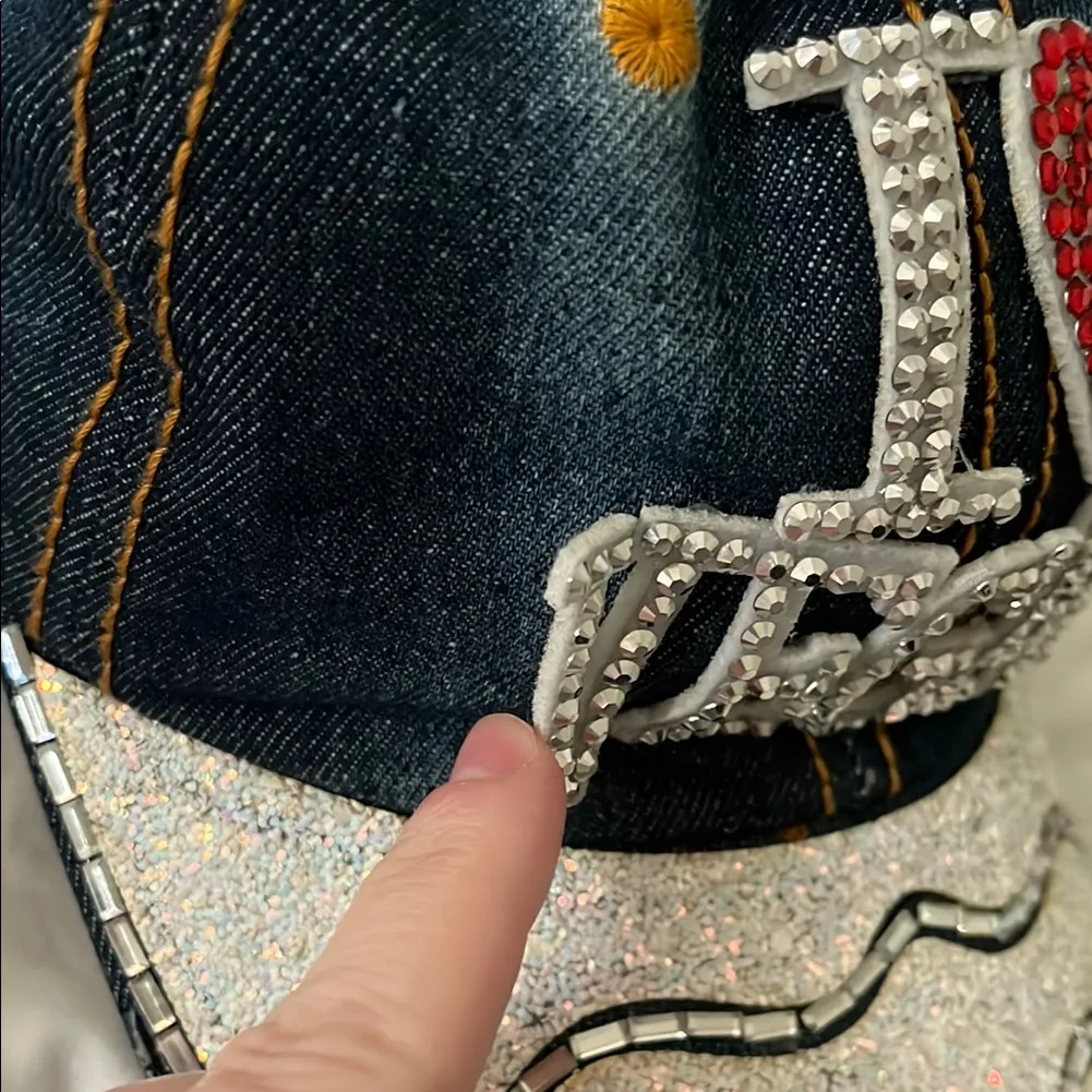 Women’s “I Love❤️Vegas” Sparkly Rhinestones Sequins Cotton Denim Cap size 5 SML Blue - Image 4
