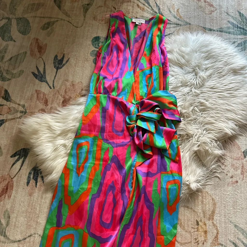 NEVER FULLY DRESSED Sleeveless Wrap Midi Dress In Abstract Print Blue - Image 5