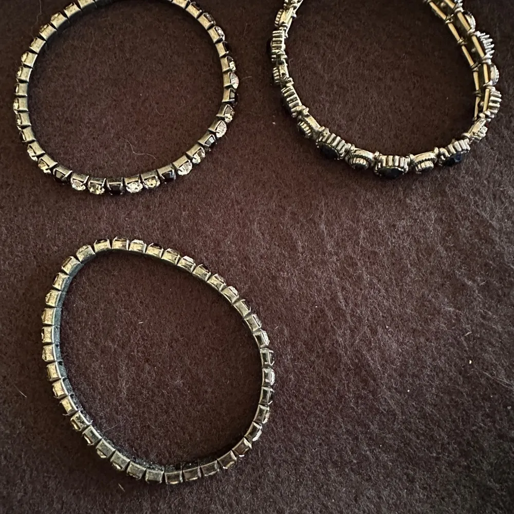 Three Black Stone Retro Intricate Detailing Beaded Stretchy Metal Bracelets - Image 7