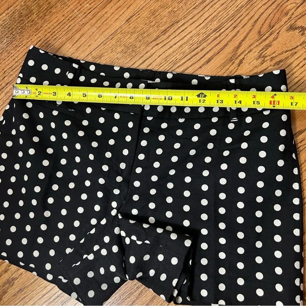 Loft  | Black & White Polka Dot Textured Shorts Size 6 - Image 8