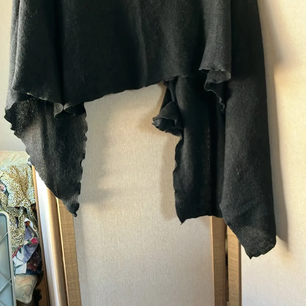 FINAL MARKDOWN Saldarini Black Mohair Blend wrap with floral accent - Image 6