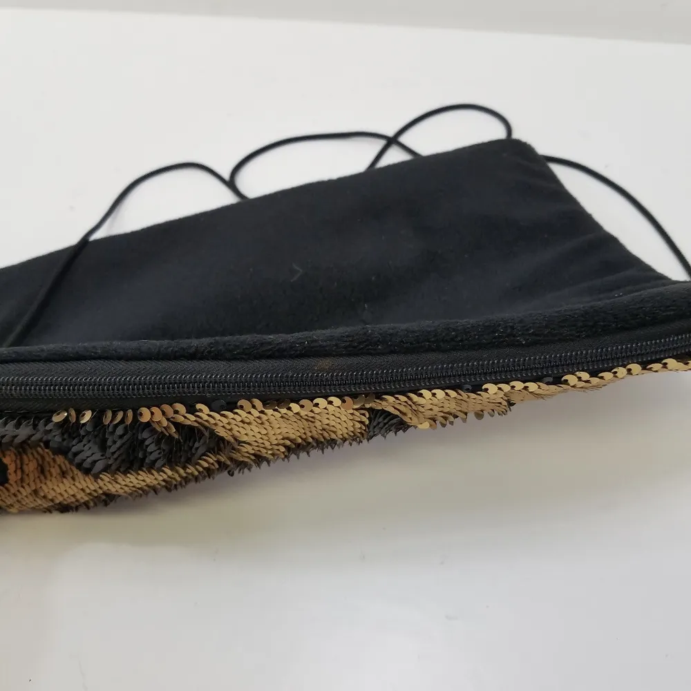 Black And Gold Sequin Cross Body Purse - Image 5