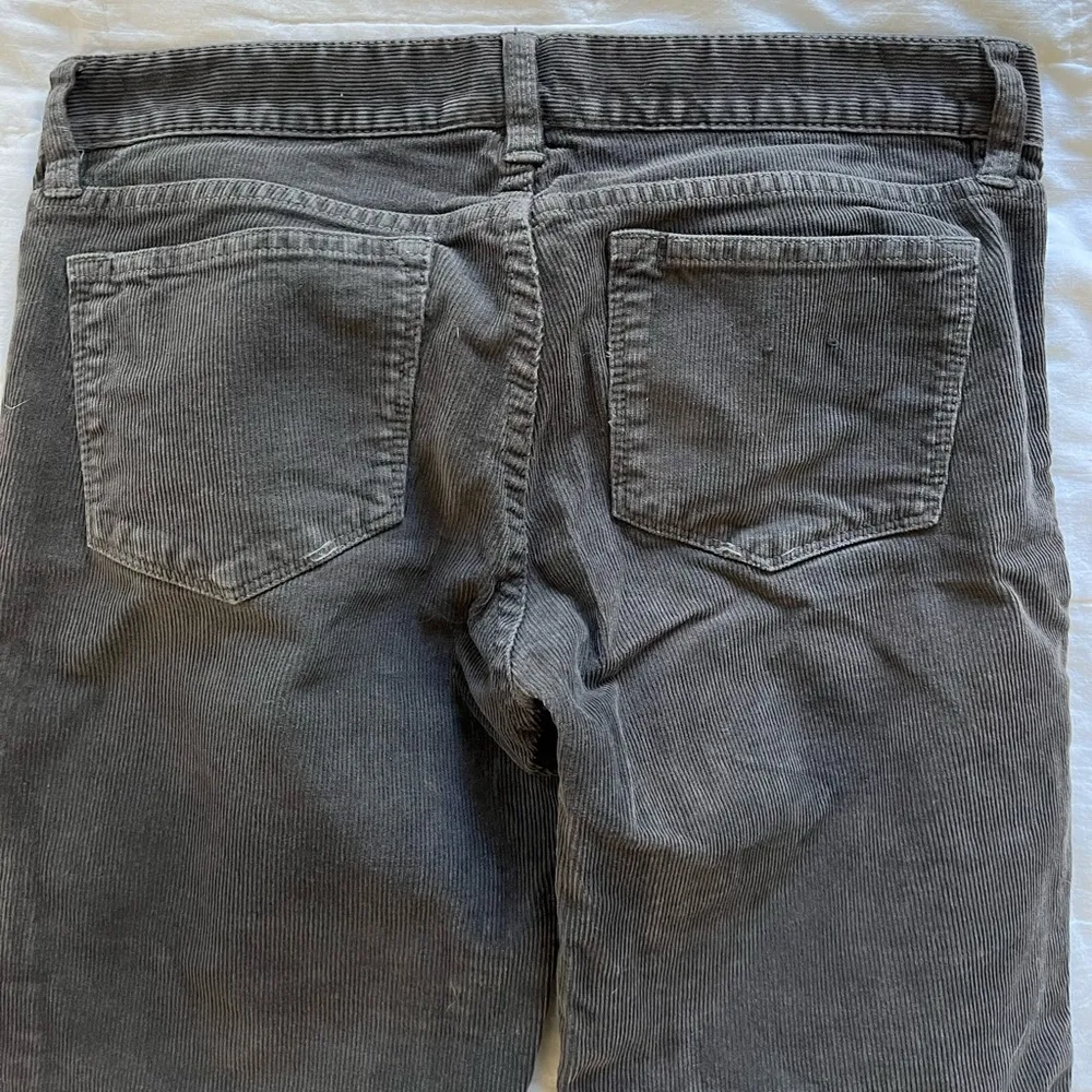 Fall Essentials: Charcoal Gray j Crew corduroy pants - Image 7