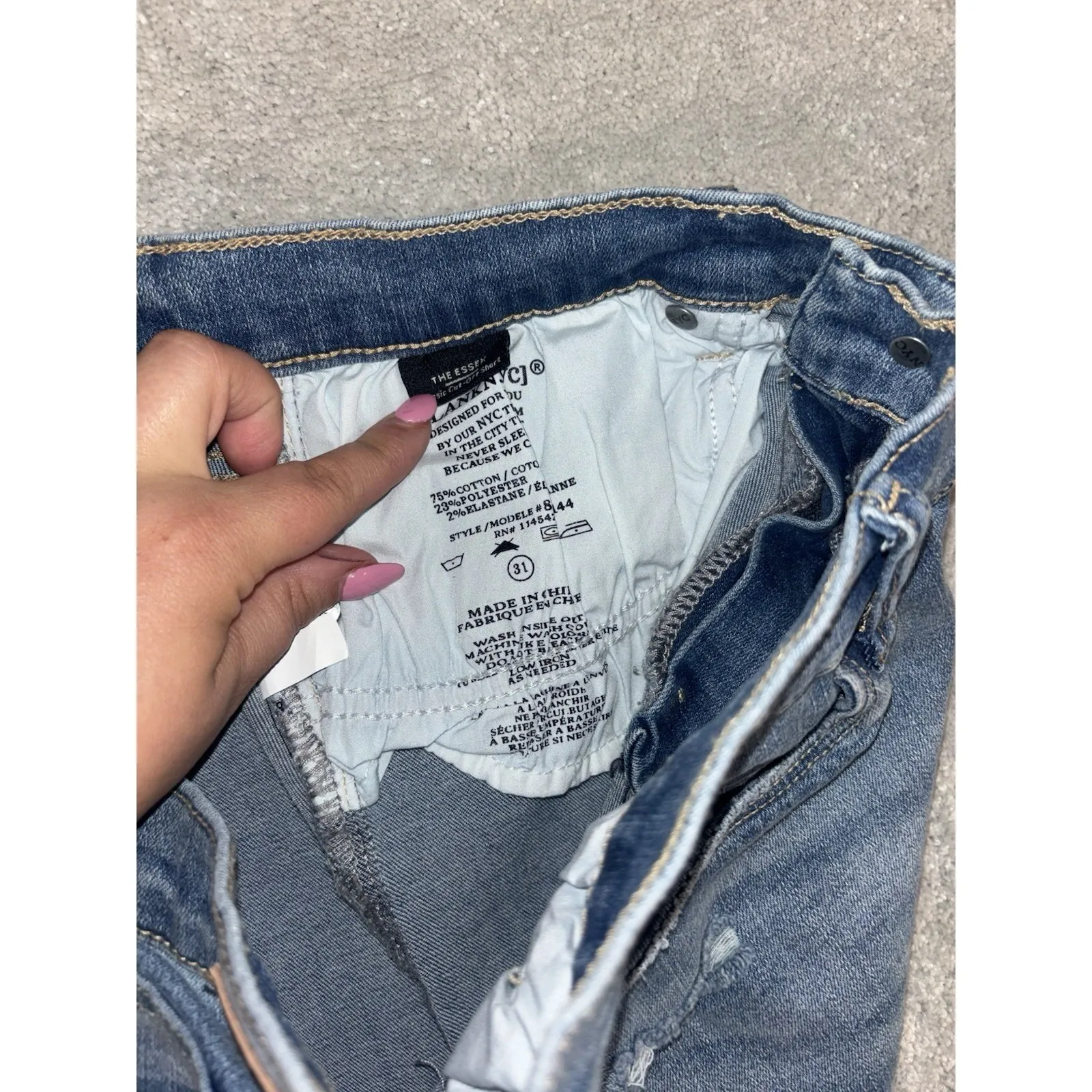 Blank NYC High Rise‎ Distressed Shorts - Size 31 - Med Blue Wash Essex Cut Off - Image 4