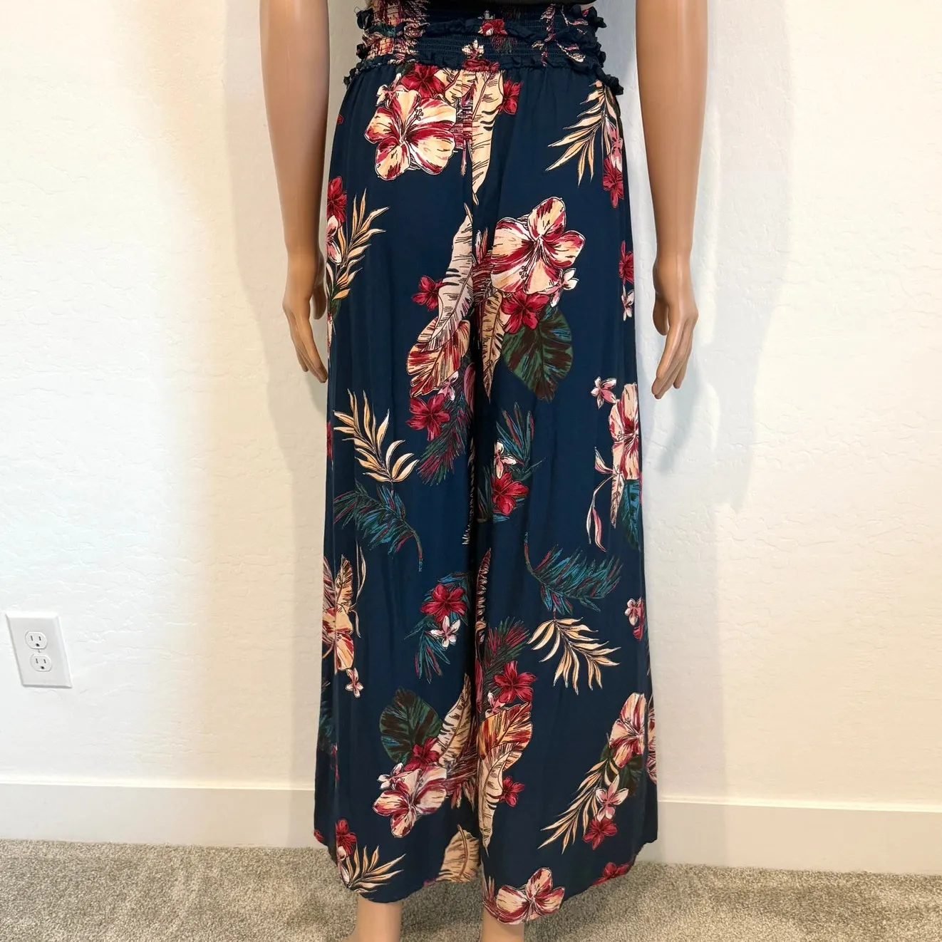 Patrons of Peace Angelo small wide leg flowy floral pull on pant P3 2947 - Image 8