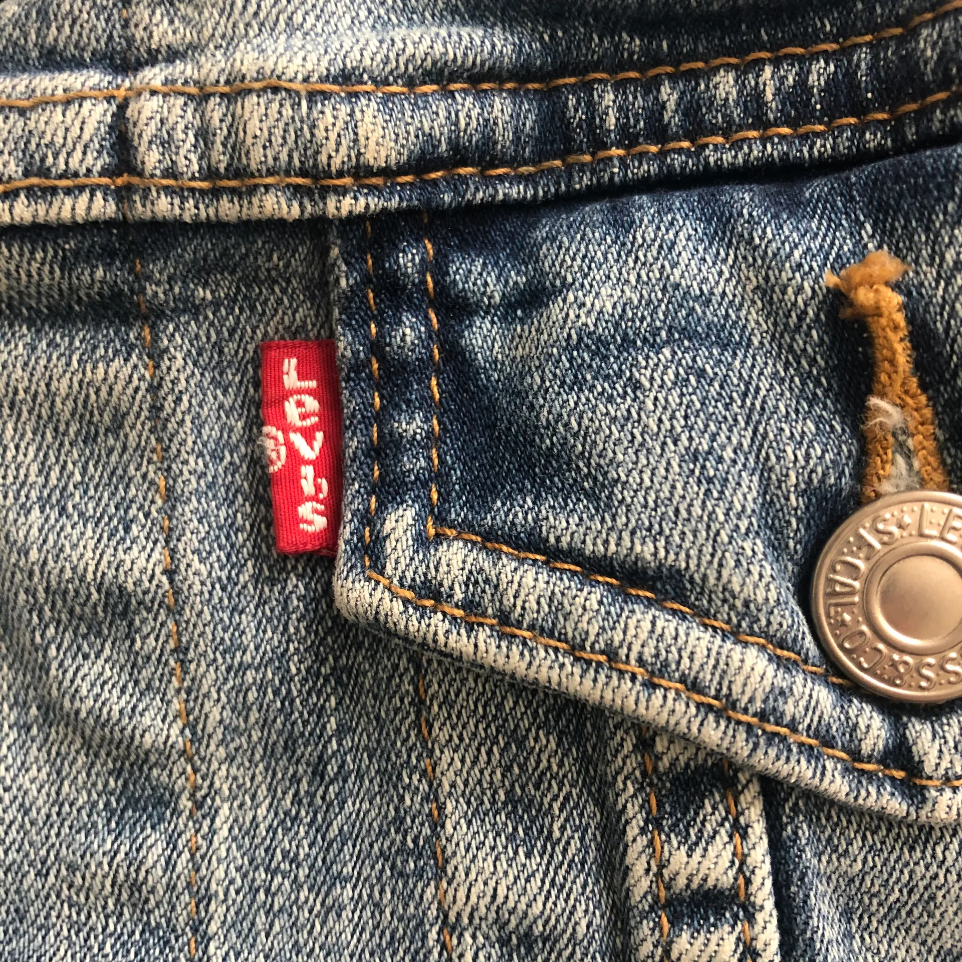 Levis Original Trucker Denim Jean Jacket S  - Image 7