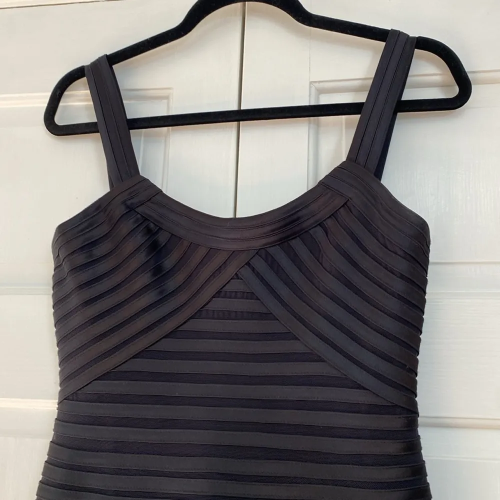 BCBGMaxAzria‎ Black Gown Maxi Structured Satin Gown Size 6 Prom Homecoming Mesh - Image 7