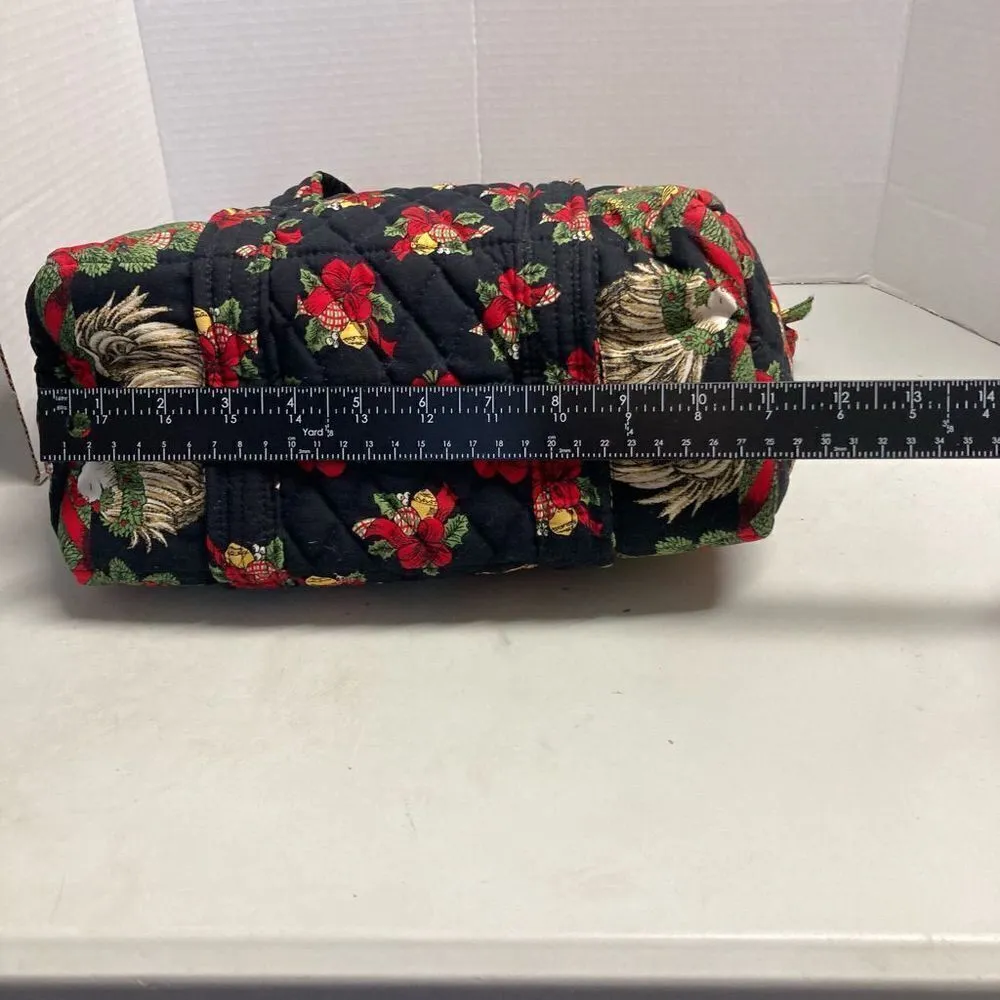 Vintage Vera Bradley RARE Black &‎ Red Hens &Holly Print Classic Quilt Handbag - Image 7