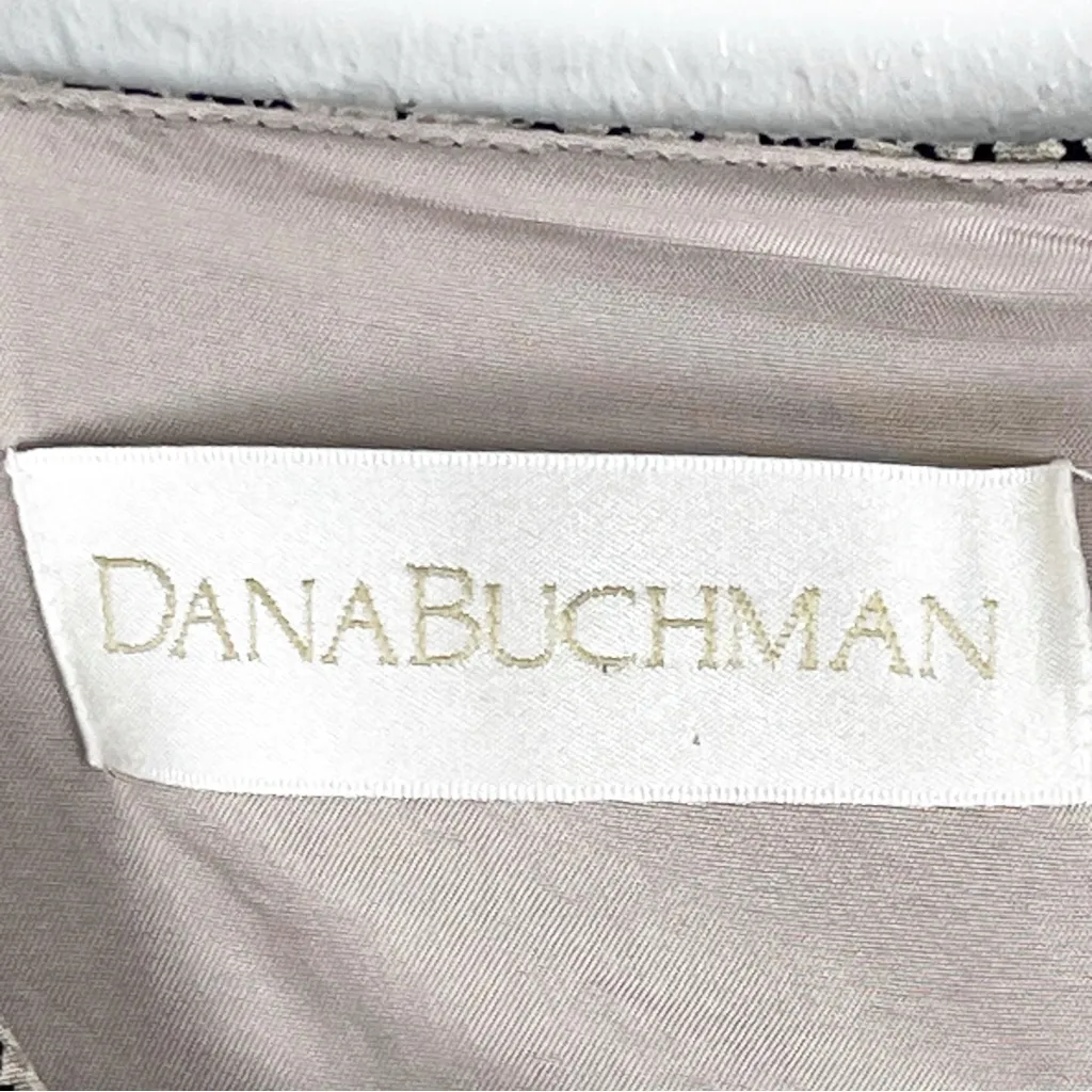 DANA BUCHMAN 100% Silk Sleeveless Back Buttons Lined Animal Print Shell Top 14 - Image 3