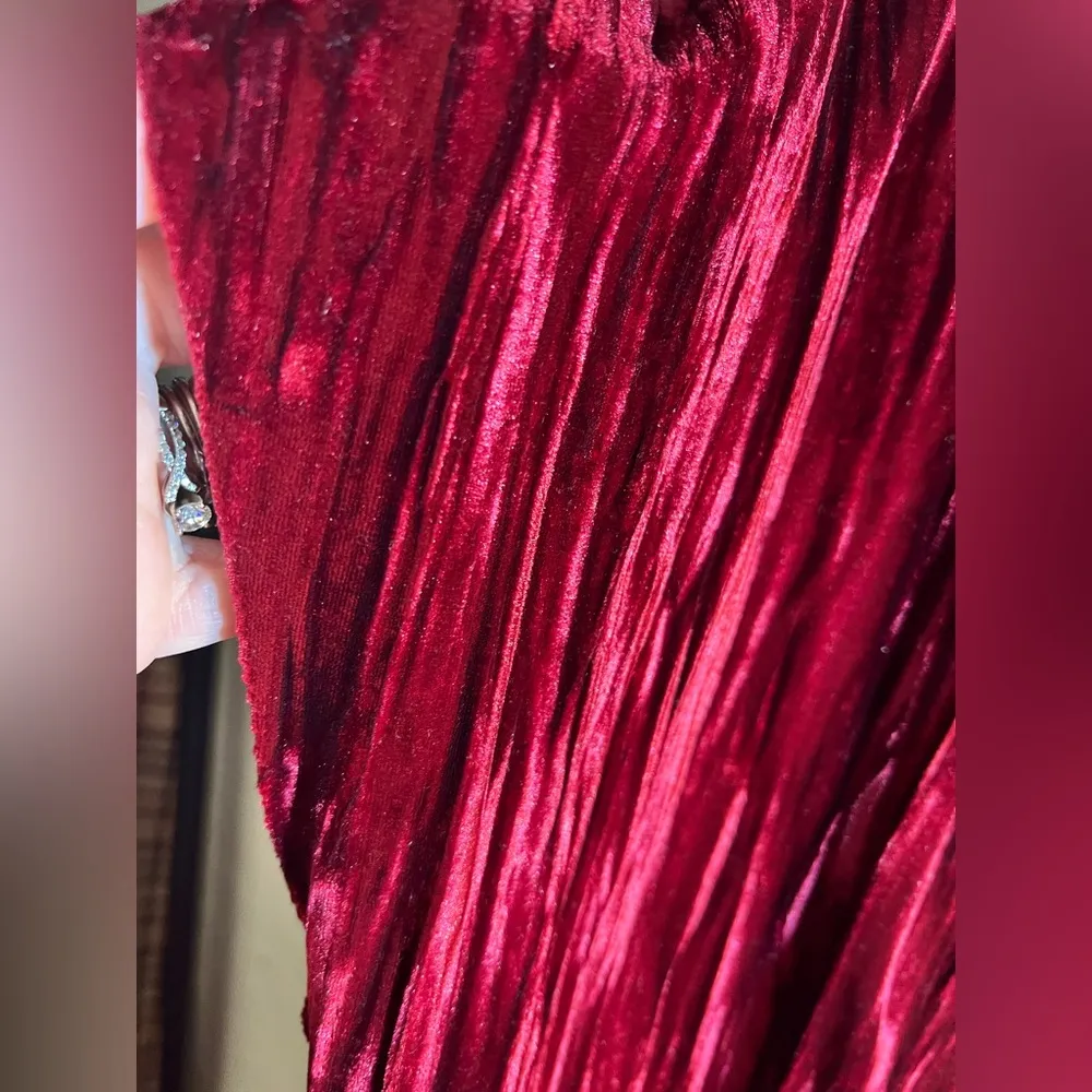 Zara cranberry crushed faux velvet midi dress, raw hem. great for holidays. LG - Image 3