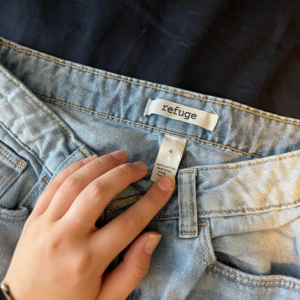 Ripped mom jeans - Image 3