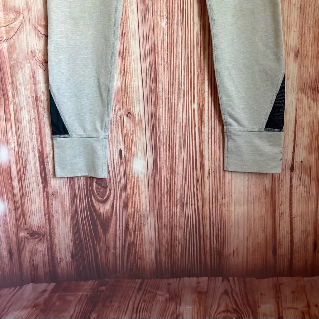 Puma Light Gray Mid Rise Athletic Leggings - Image 4