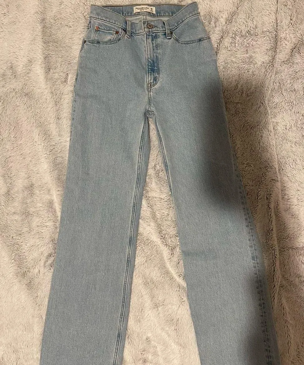 Jeans - Image 4