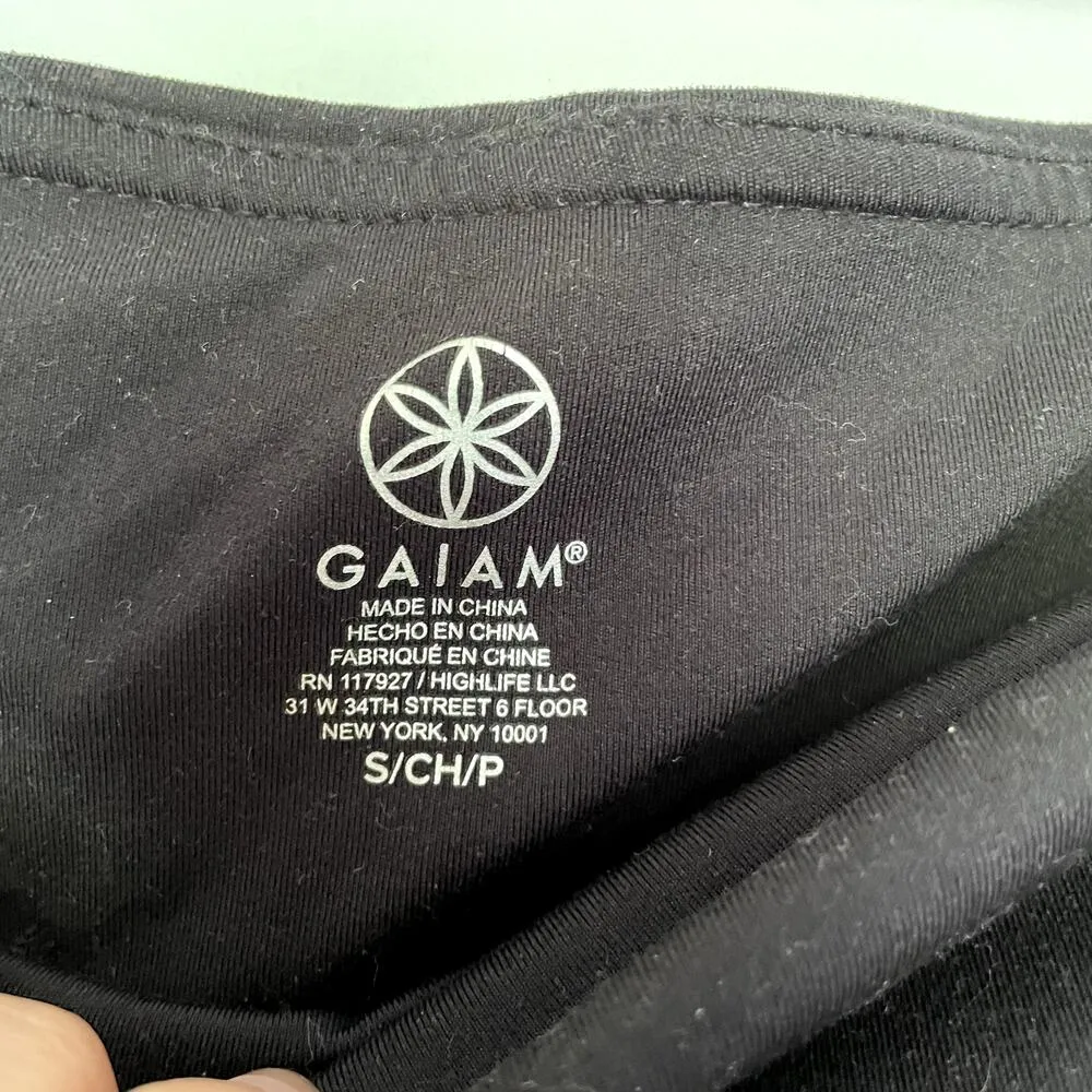 Gaiam black workout leggings flare leg pockets casual athleisure women's size S - Image 4