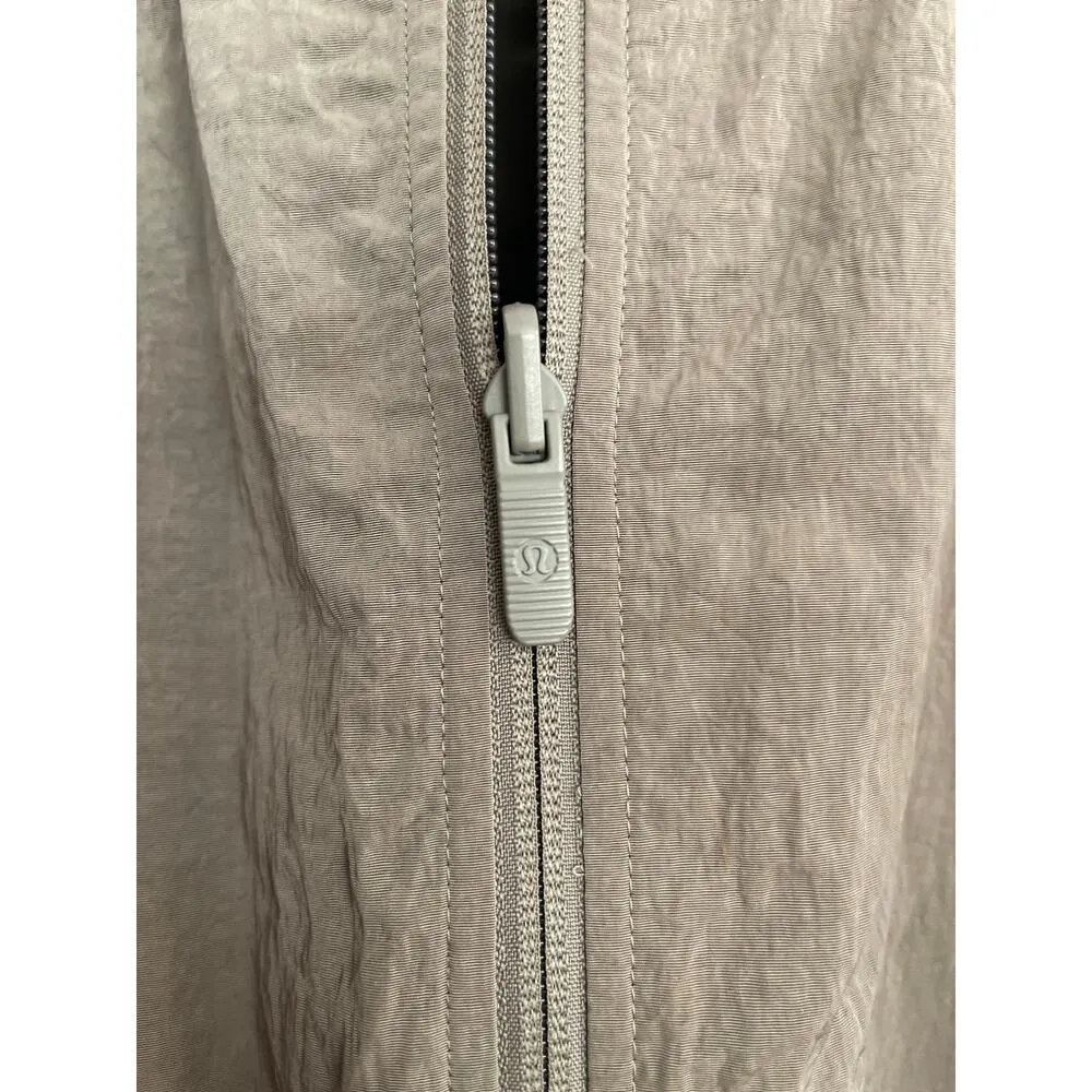 Lululemon  reversible insulated bomber jacket size 4 - Image 3