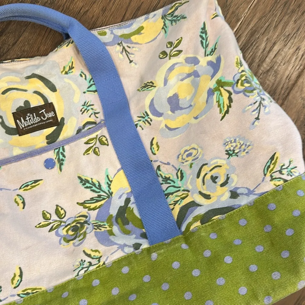 overnight weekender luggage bag tote floral print butterfly liner - Image 6