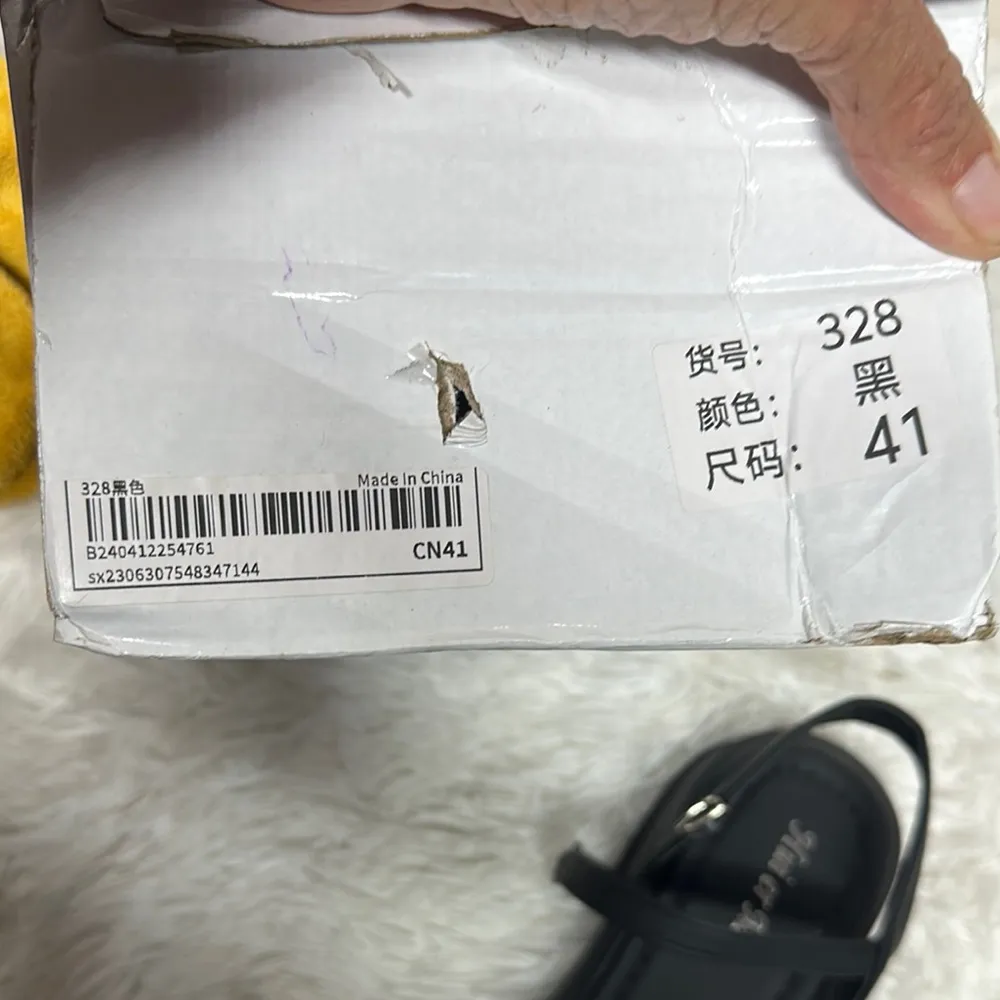 Black Sandals Size 10.5 - Image 5