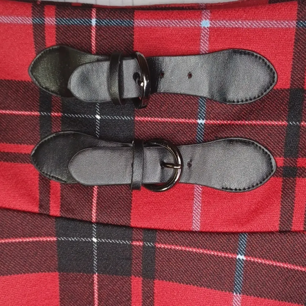 Allegra K red and black plaid school girl skater 90’s skirt - Image 2