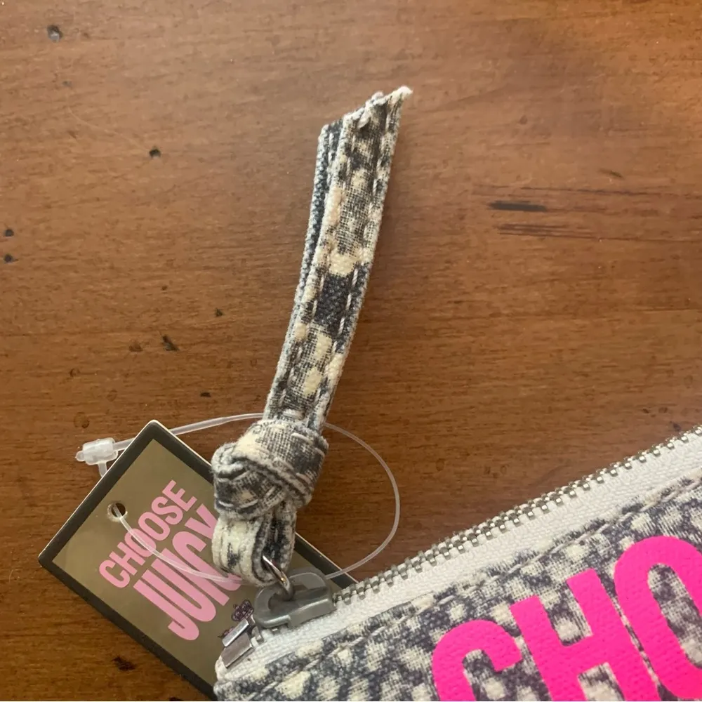 Juicy Couture Mini Wristlet Wallet Retro Pam & Gela Choose Juicy New With Tags - Image 3